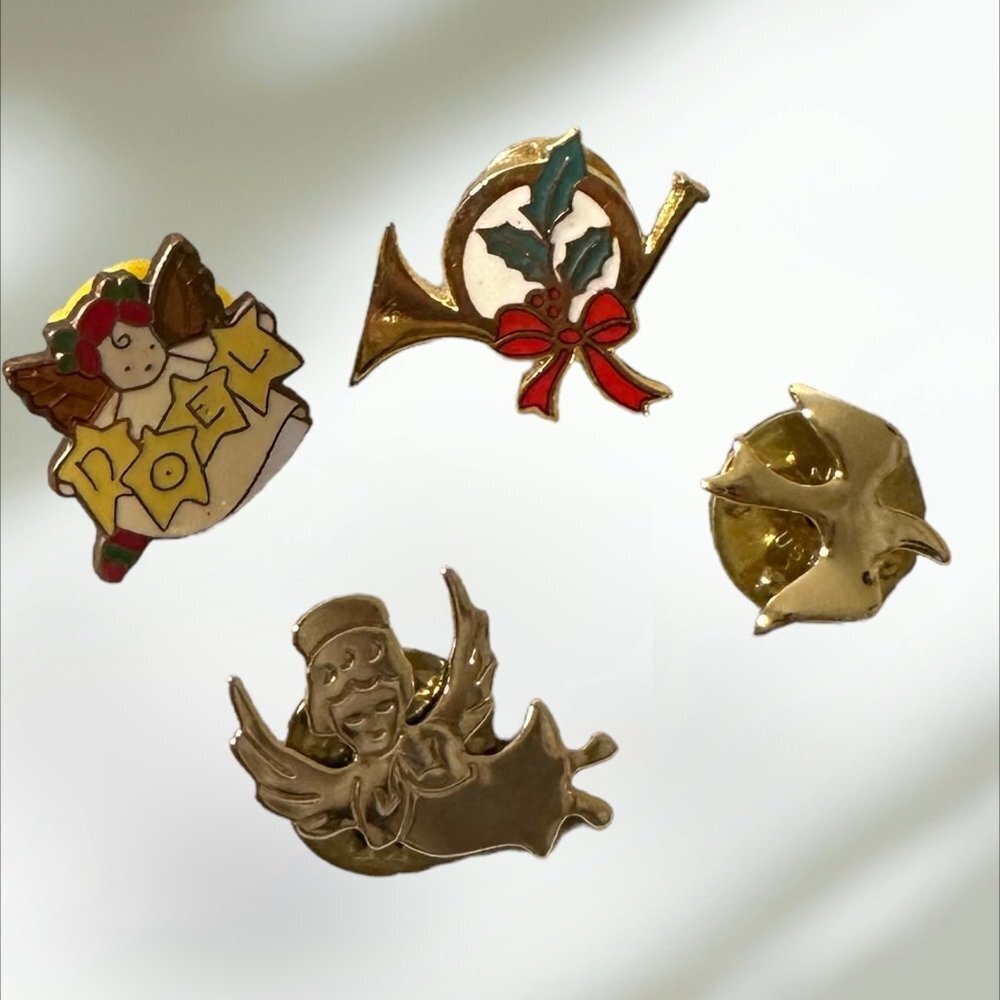Bundle of 4‎ Holiday Brooches